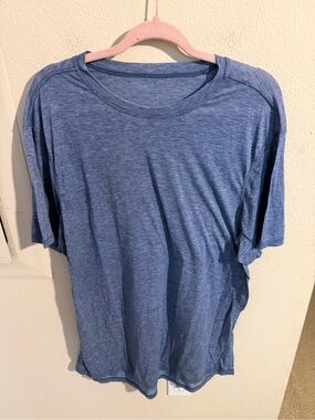 Lululemon Men’s XL Blue Heather Training T-Shirt Performance